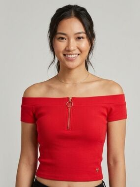 BNWT GUESS Red Off-Shoulder Ribbed Zip Front Crop L Top Sexy Chic Edgy Bold Moto